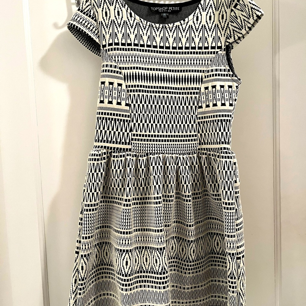 Top Shop Petite Geometrical Dress in Black and White.